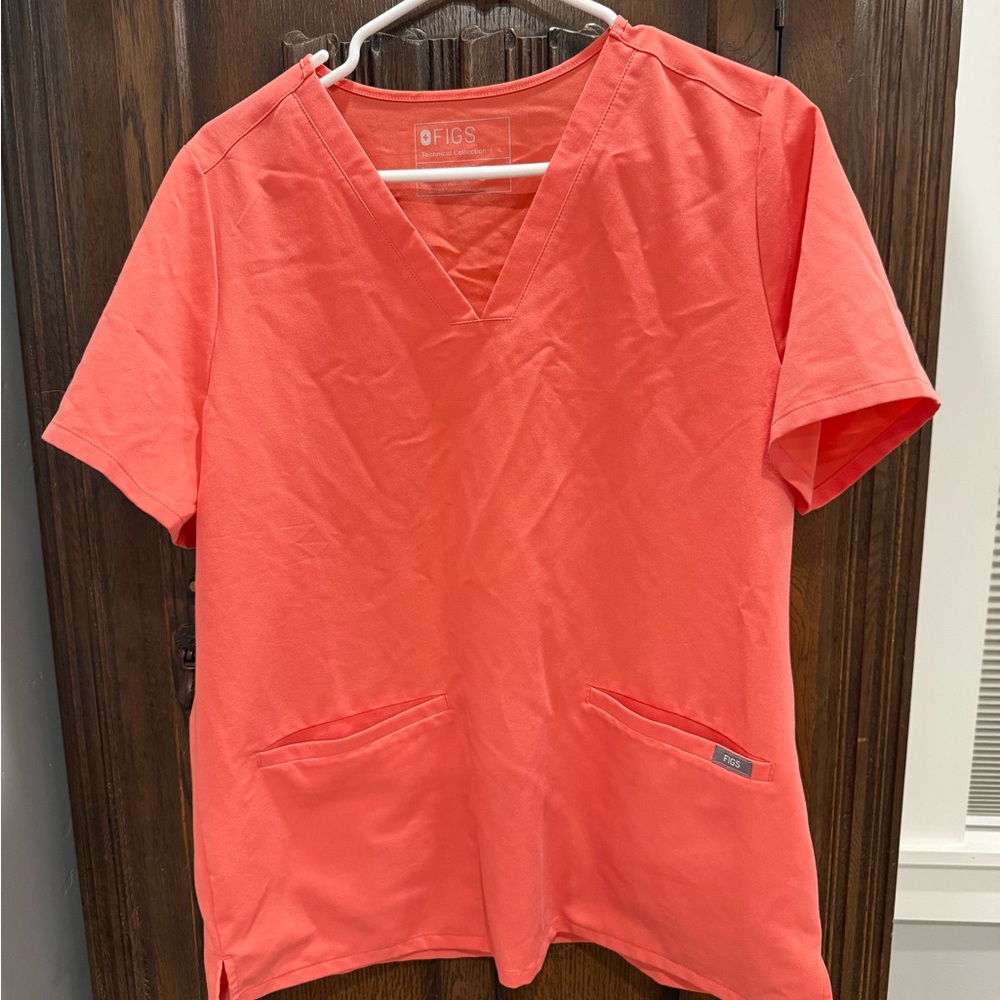 Figs Casma Technical Collection  Hot Coral Short Sleeve Scrub Top PO# 1758